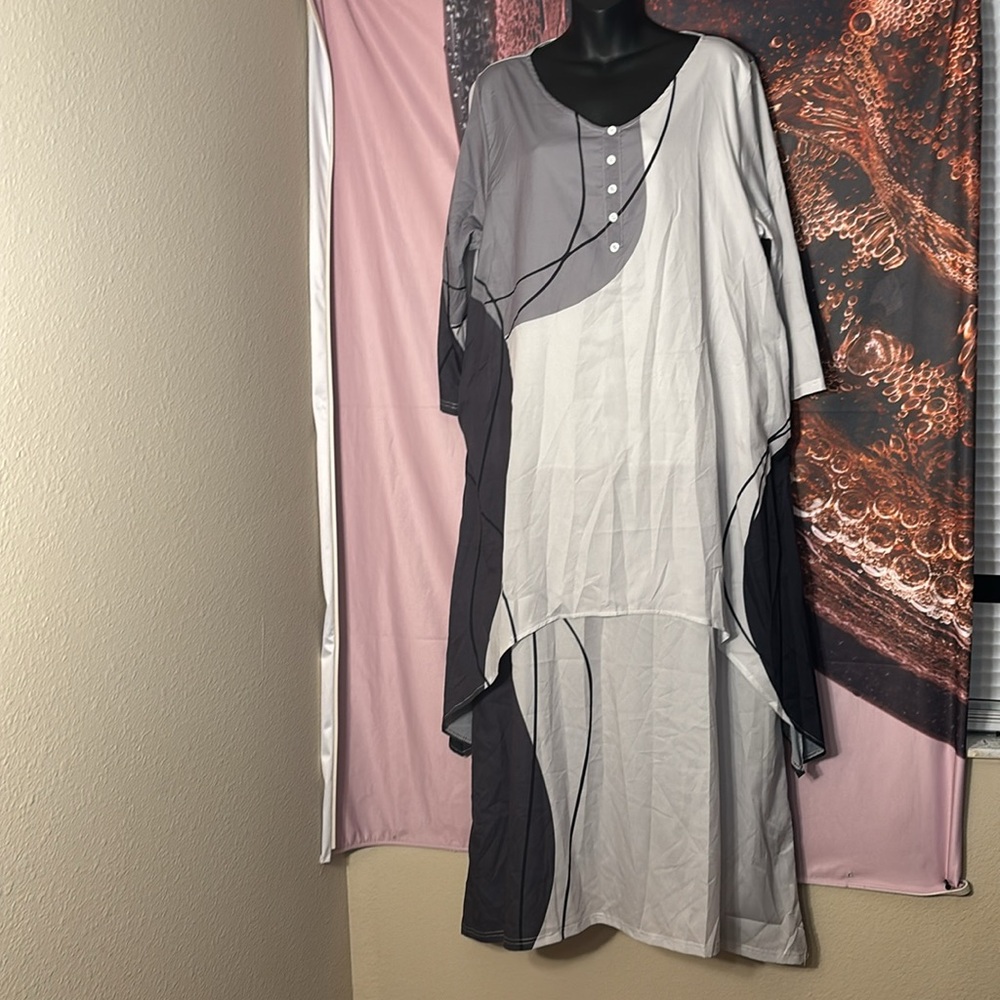 Women's Color Block Long Maxi Dress. 100% Polyester Size 2XL / US 16” Pre-owned